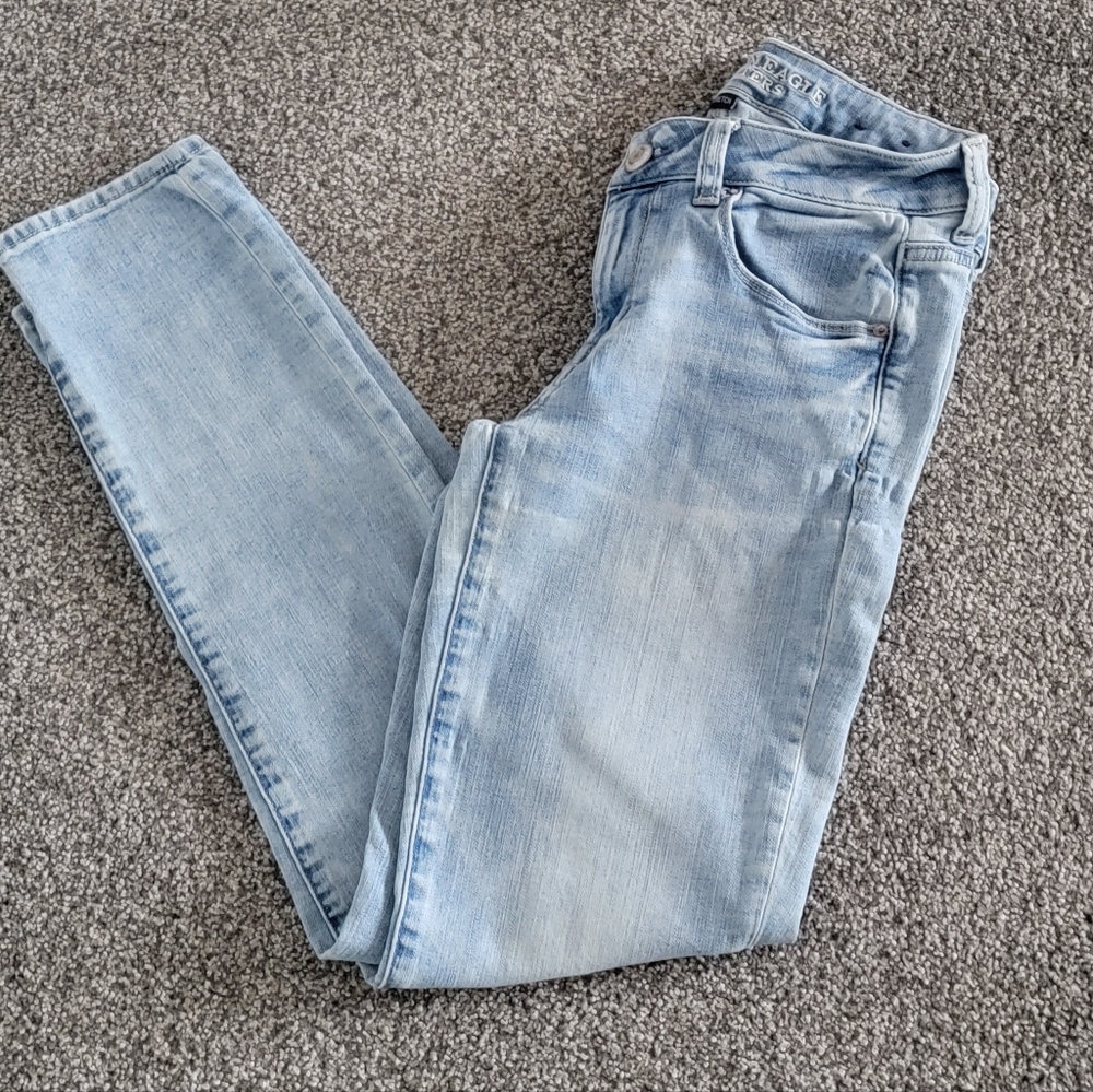 AEO Light Blue Denim Women's Jeans